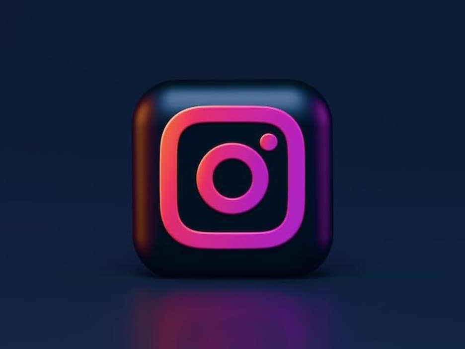 Instagram Dark Mode 3D icon