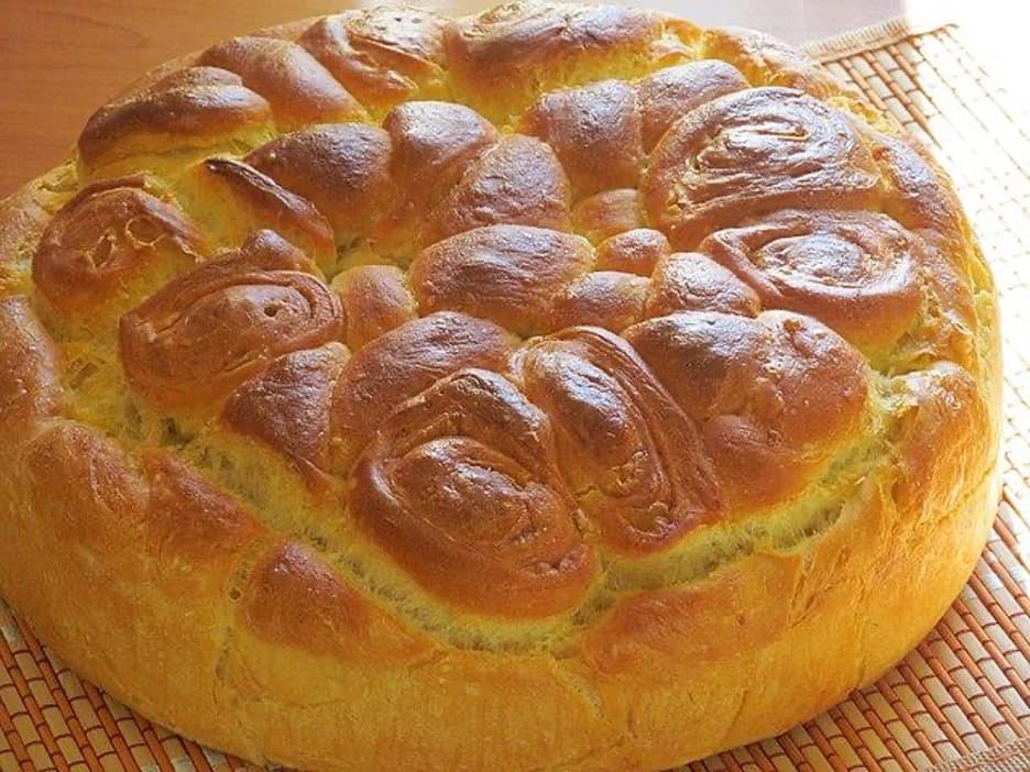 Česnica — traditional Serbian bread eaten on Christmas